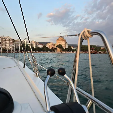 Botel The Maestro Cat Thessaloniki
